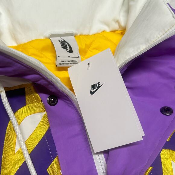Nike Ambush LA Lakers Spellout NBA Jacket Coat Puffer Zip Button White NWT Med - Picture 14 of 14